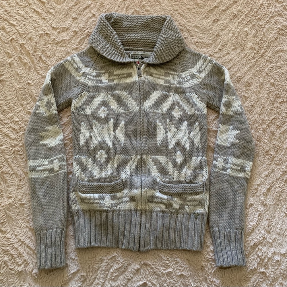 Aritzia TNA 100% Lambswool Sea to Sky Cowichan Shawl Sweater Full Zip Longsleeve
